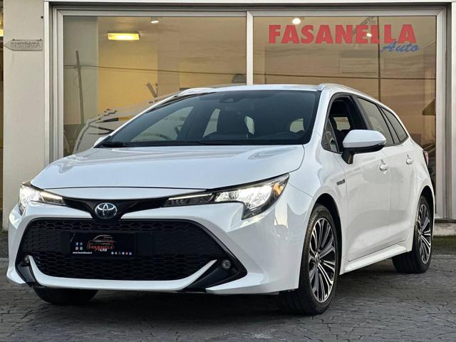 TOYOTA Corolla usata, con Autoradio
