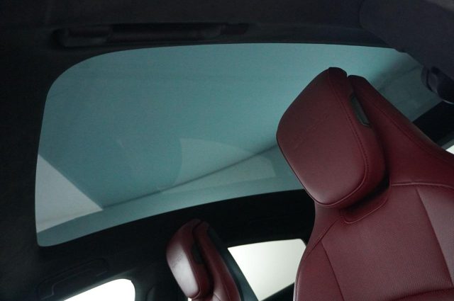 PORSCHE Taycan usata, con Controllo trazione