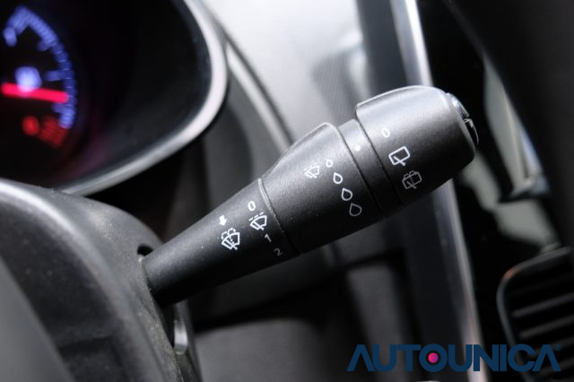 RENAULT Clio usata, con Luci diurne