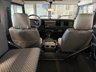 LAND ROVER Defender usata 12