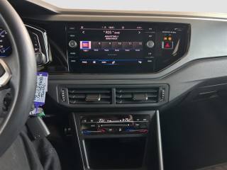 VOLKSWAGEN Taigo usata 15