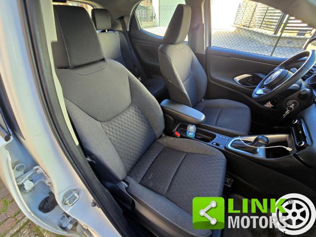 TOYOTA Yaris usata, con Volante in pelle