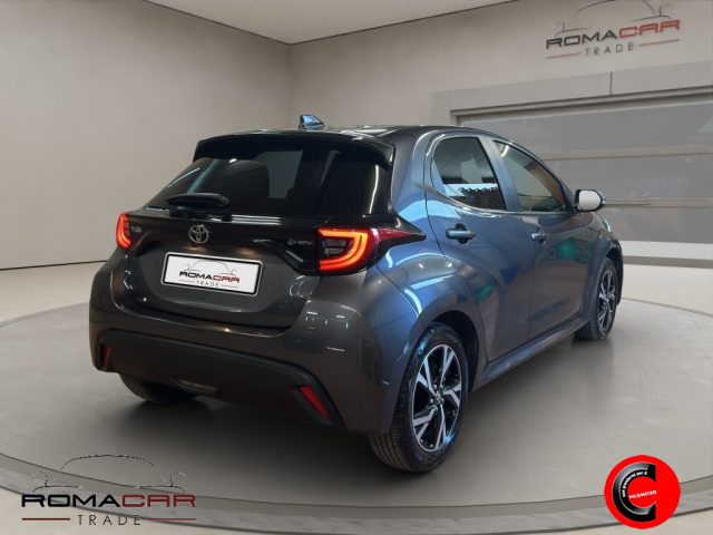 TOYOTA Yaris usata, con Autoradio