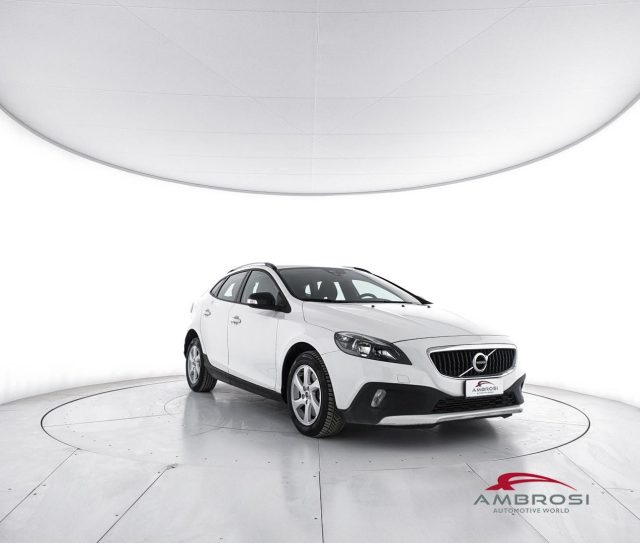 VOLVO V40 Cross Country usata 1