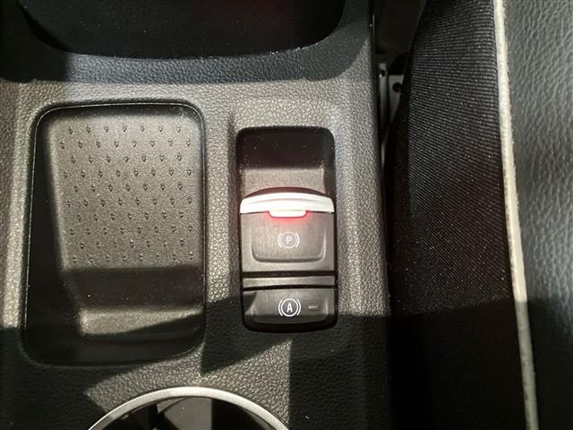 RENAULT Captur usata, con Hill holder