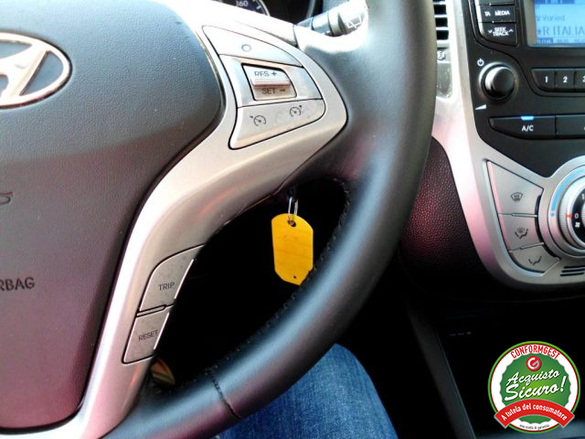 HYUNDAI iX20 usata, con Volante multifunzione