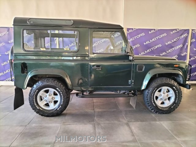 LAND ROVER Defender usata 7