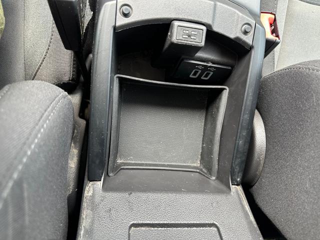 FORD C-Max usata, con Volante in pelle