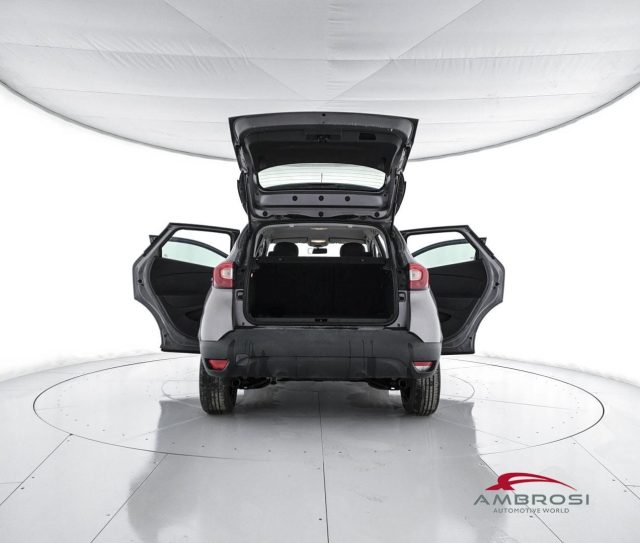 RENAULT Captur usata 6
