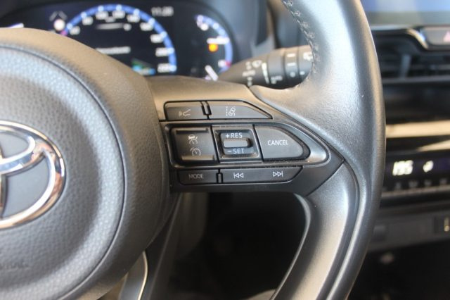 TOYOTA Yaris Cross usata, con Airbag testa