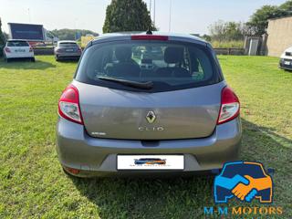 RENAULT Clio usata, con Autoradio