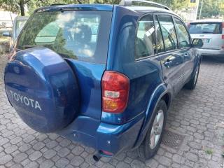 TOYOTA RAV 4 MY23 usata, con Airbag laterali