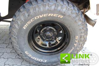 LAND ROVER Defender usata 23