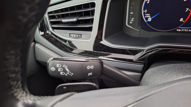 VOLKSWAGEN Taigo usata, con Tettuccio apribile