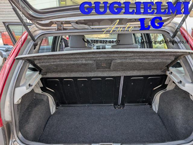 FIAT Punto usata 21