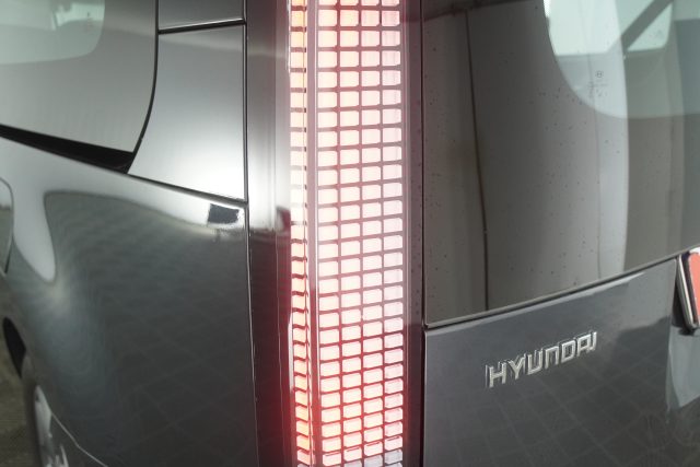 HYUNDAI Staria usata 16