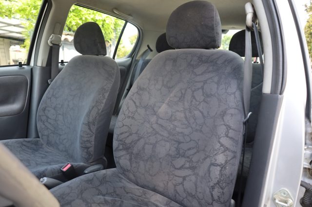 TOYOTA Yaris usata 30