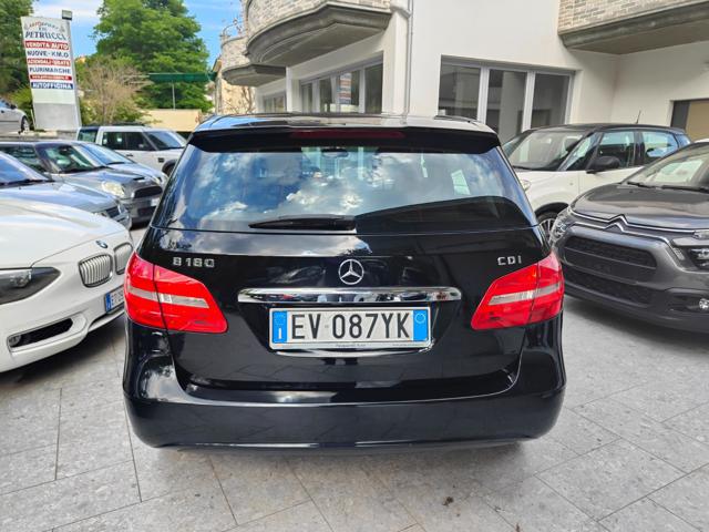 MERCEDES-BENZ B 180 usata, con Climatizzatore