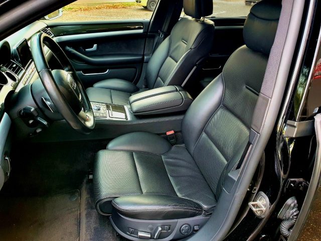 AUDI S8 usata, con Boardcomputer