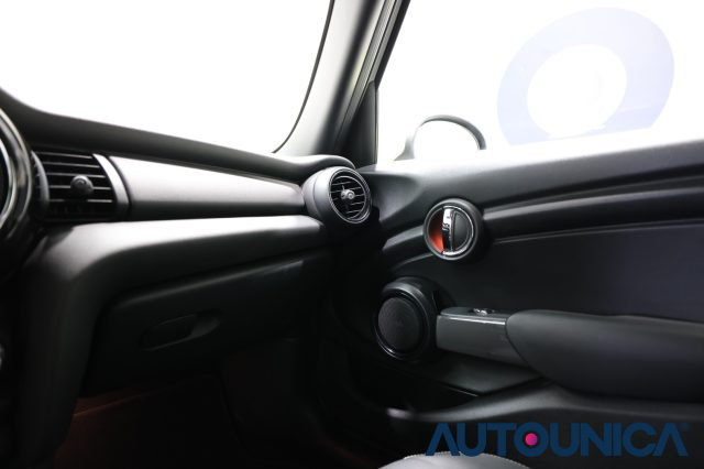 MINI One usata, con Sensori di parcheggio posteriori