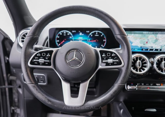 MERCEDES-BENZ GLB 200 usata, con Volante in pelle