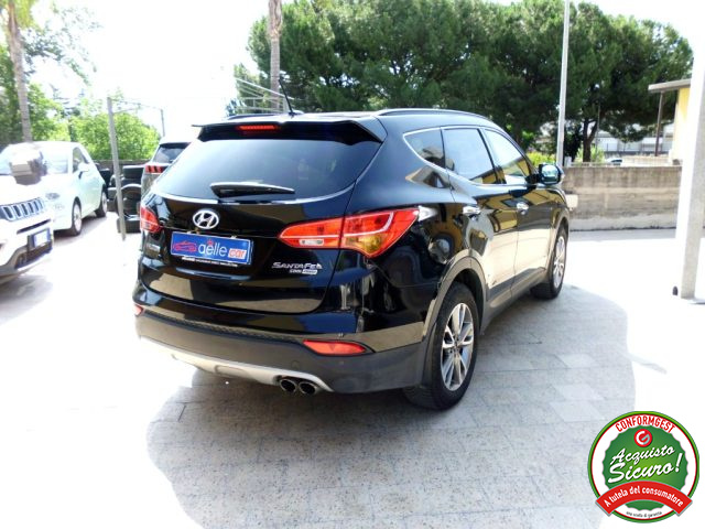 HYUNDAI Santa Fe usata, con Autoradio