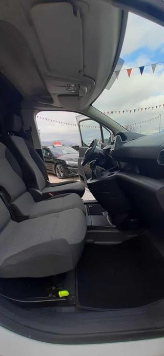 PEUGEOT Partner usata 18