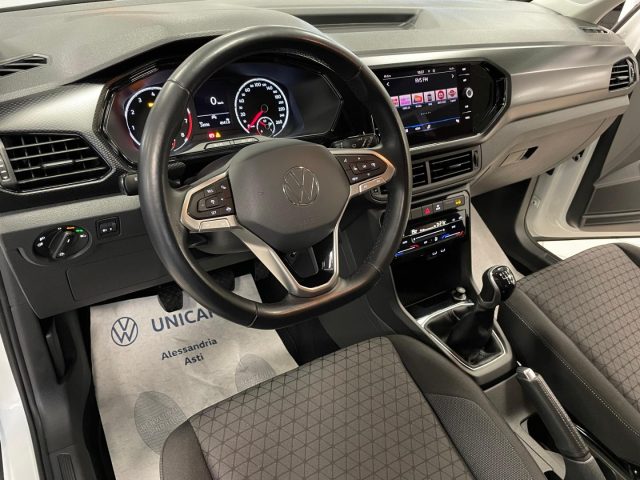 VOLKSWAGEN T-Cross usata, con USB