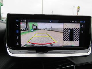 PEUGEOT 2008 usata, con Sensori di parcheggio posteriori