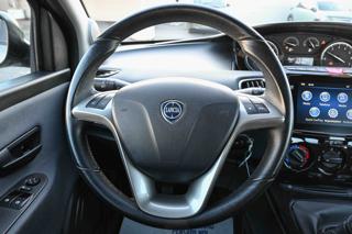 LANCIA Ypsilon usata, con Touch screen