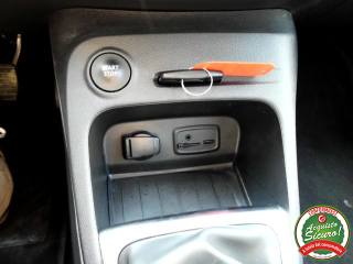 RENAULT Captur usata, con Volante in pelle