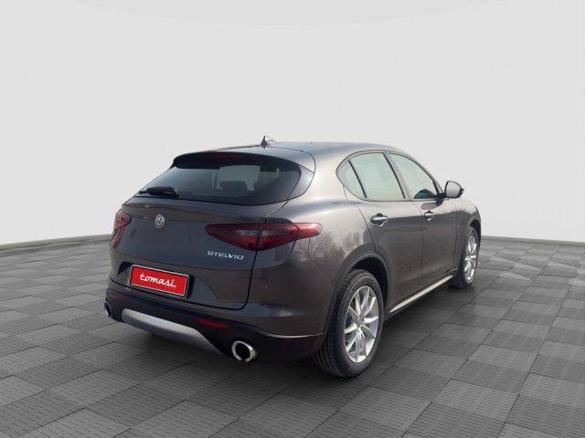 ALFA ROMEO Stelvio usata 5