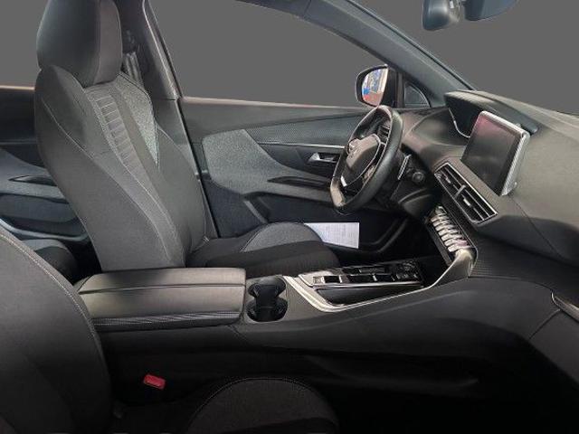 PEUGEOT 3008 usata, con Airbag