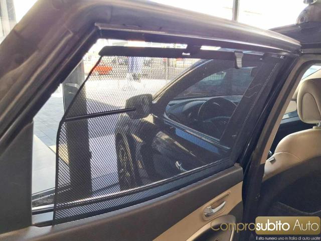 HYUNDAI Santa Fe usata 24