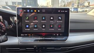 VOLKSWAGEN Golf usata, con USB