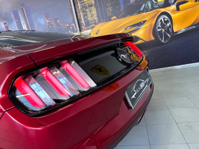 FORD Mustang usata, con Autoradio