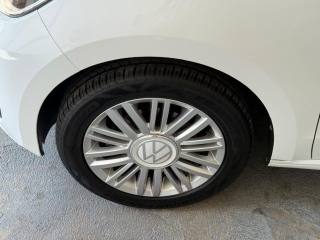 VOLKSWAGEN up! usata, con Frenata d