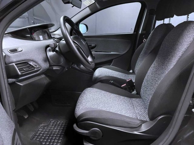 LANCIA Ypsilon usata, con Airbag Passeggero
