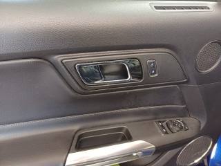FORD Mustang usata, con MP3
