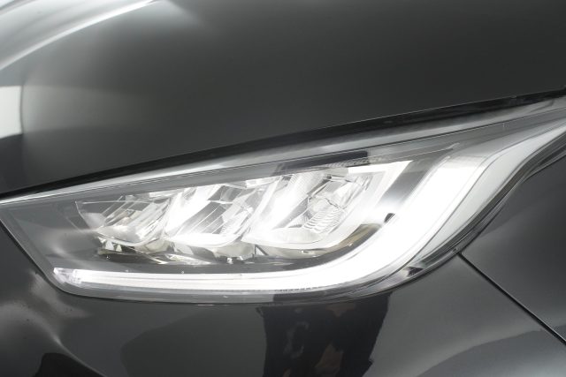 TOYOTA Yaris usata 7