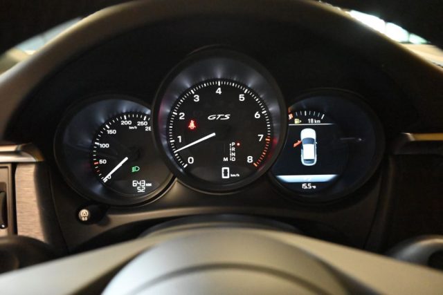 PORSCHE Macan usata 51