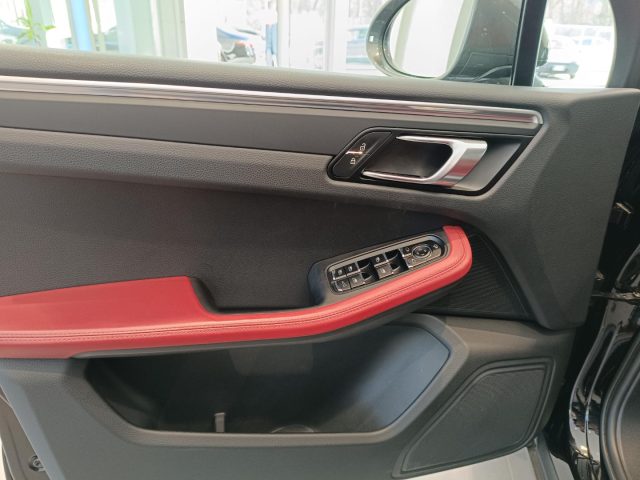 PORSCHE Macan usata, con Climatizzatore