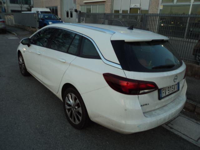OPEL Astra usata, con Airbag