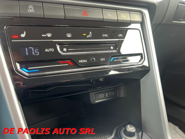 VOLKSWAGEN T-Roc usata, con Touch screen