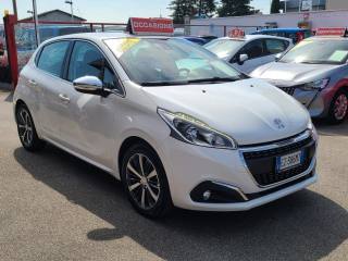 PEUGEOT 208 usata, con Airbag laterali
