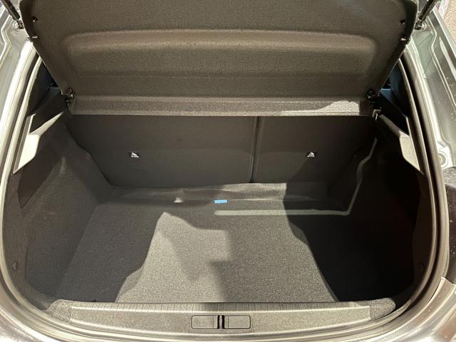 PEUGEOT 208 usata, con Lettore CD