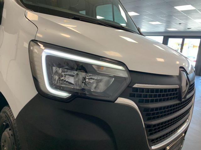 RENAULT Master usata, con Bracciolo