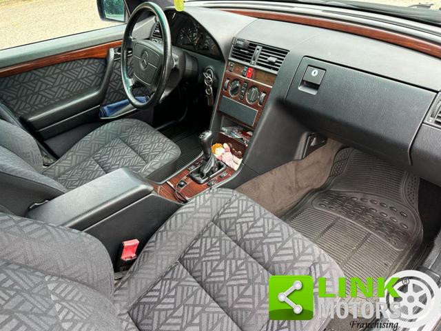 MERCEDES-BENZ C 180 usata 12