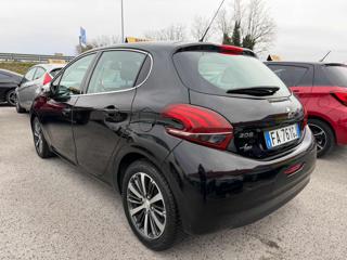 PEUGEOT 208 usata, con Airbag laterali