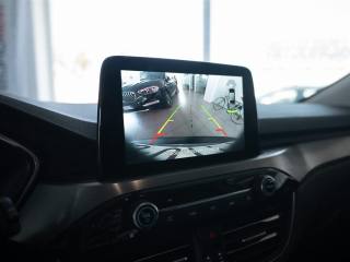 FORD Kuga usata, con Sistema di navigazione